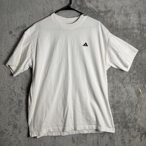 adidas Anted GFX T-Shirt size Medium White Black
